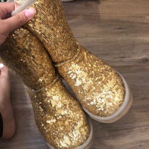 Gold glitter Ugg’s